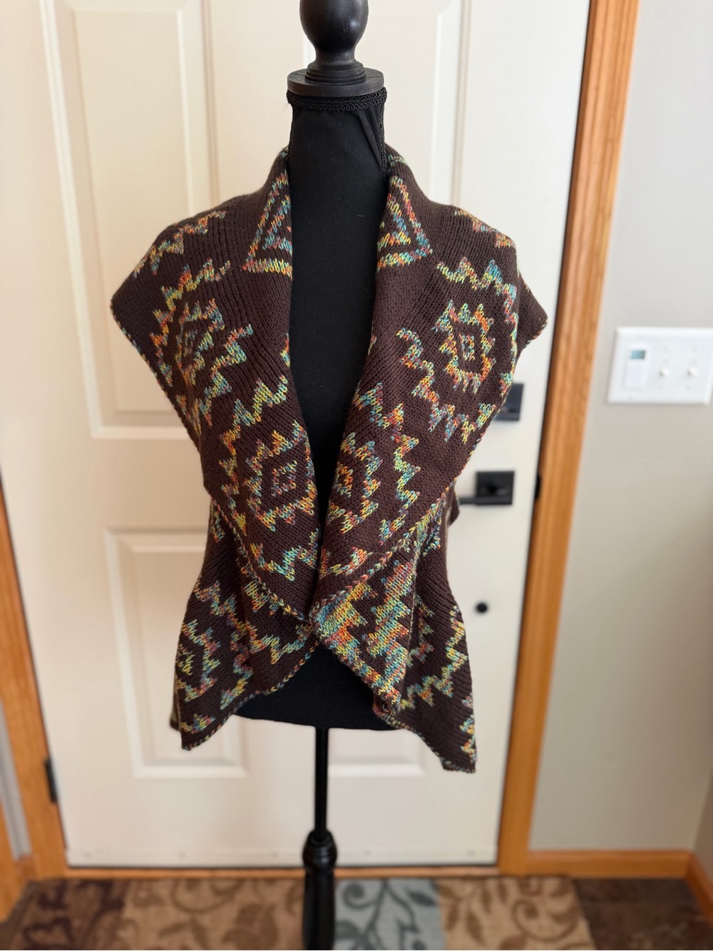 Southwestern Aztec waterfall open front drape dark brown boho sweater vest. XL